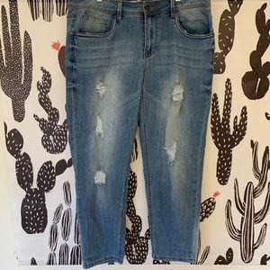 CR Dollhouse Distressed Boyfriend Jeans NWOT